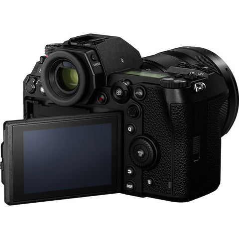 Panasonic Lumix DC-S1R